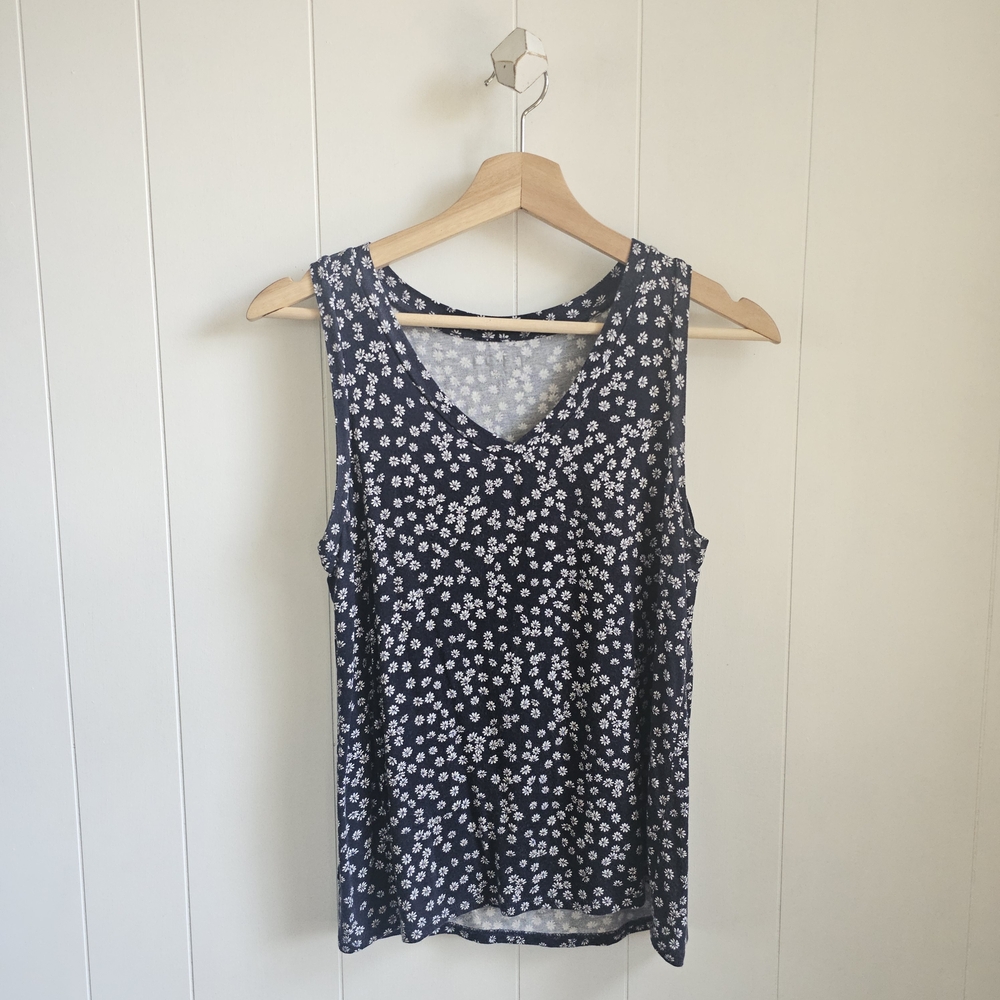 ☆ LOFT Navy Floral Tank Top